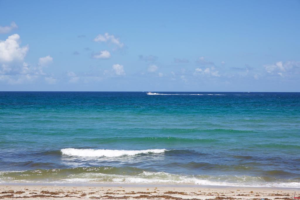 Royal Flamingo Villas Hillsboro Beach Esterno foto